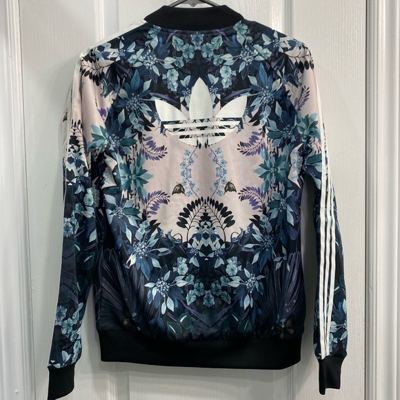 Adidas zip up sweater - Picture 2 of 3